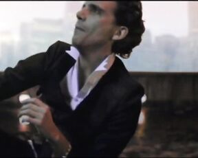 Mika - Kick Ass