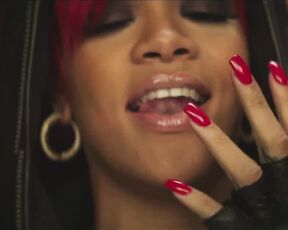 Eminem ft. Rihanna - Love The Way You Lie