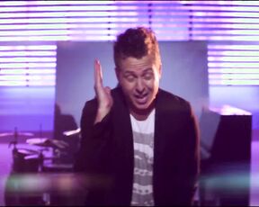 One Republic - Marchin On