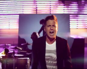 One Republic - Marchin On