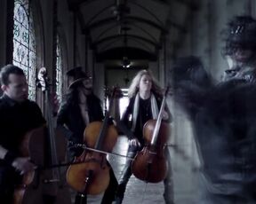 Apocalyptica feat. Gavin Rossdale - End Of Me