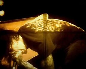 Suicide Silence - Destruction Of A Statue